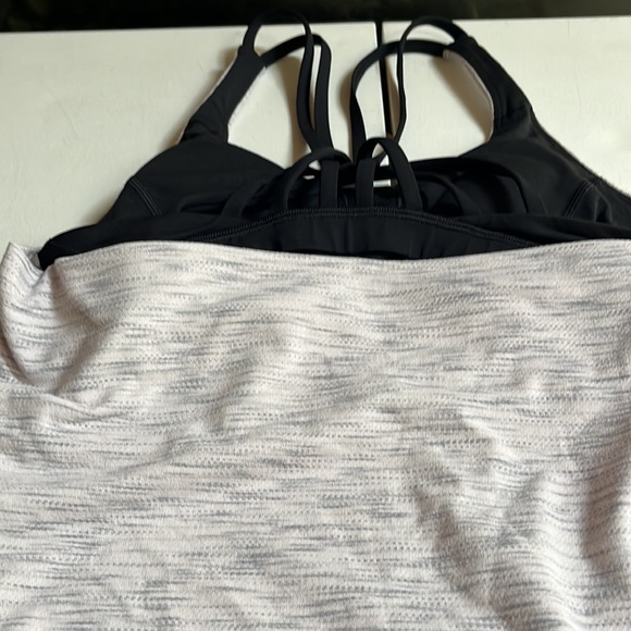 Lululemon Athletica  size 4 gray & black Free to be Wild Two in One tank top - Picture 10 of 10